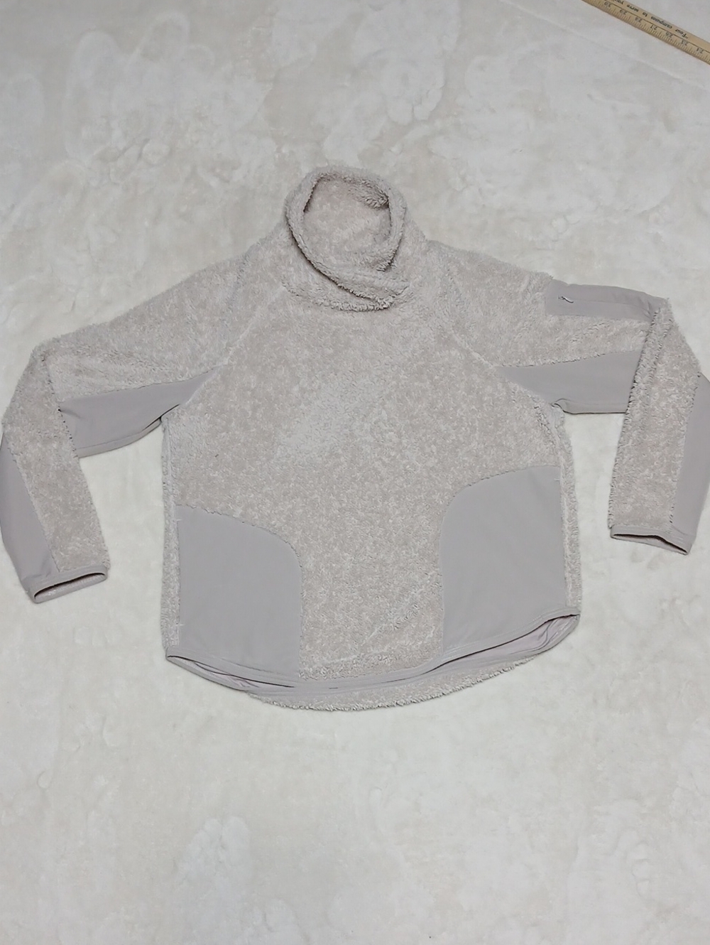 Nike Lihg Gray Sherpa Cowl Neck Pullover Size M Womans